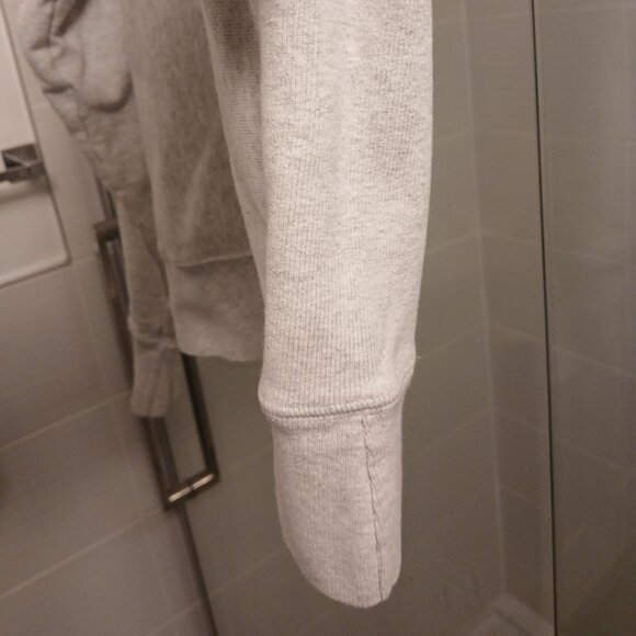 Vintage Champion Notre Dame Fighting Irish Sweatshirt - Picture 5 of 11